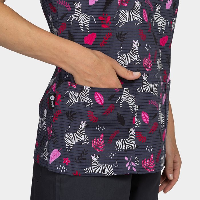 BAMBINA ženska medicinska bluza – Zebra strips - Image 4