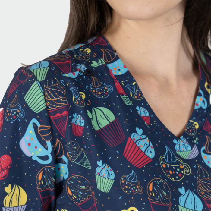 ISABELLA ženska medicinska bluza – Cup Cake - Image 5