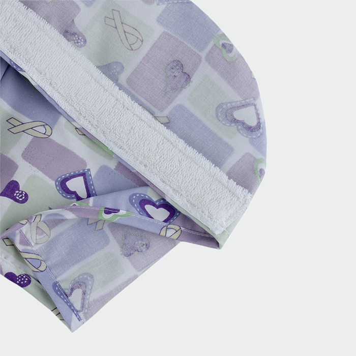 ADRIANA medicinska kapa – Purple hearts / ribbons - Image 3